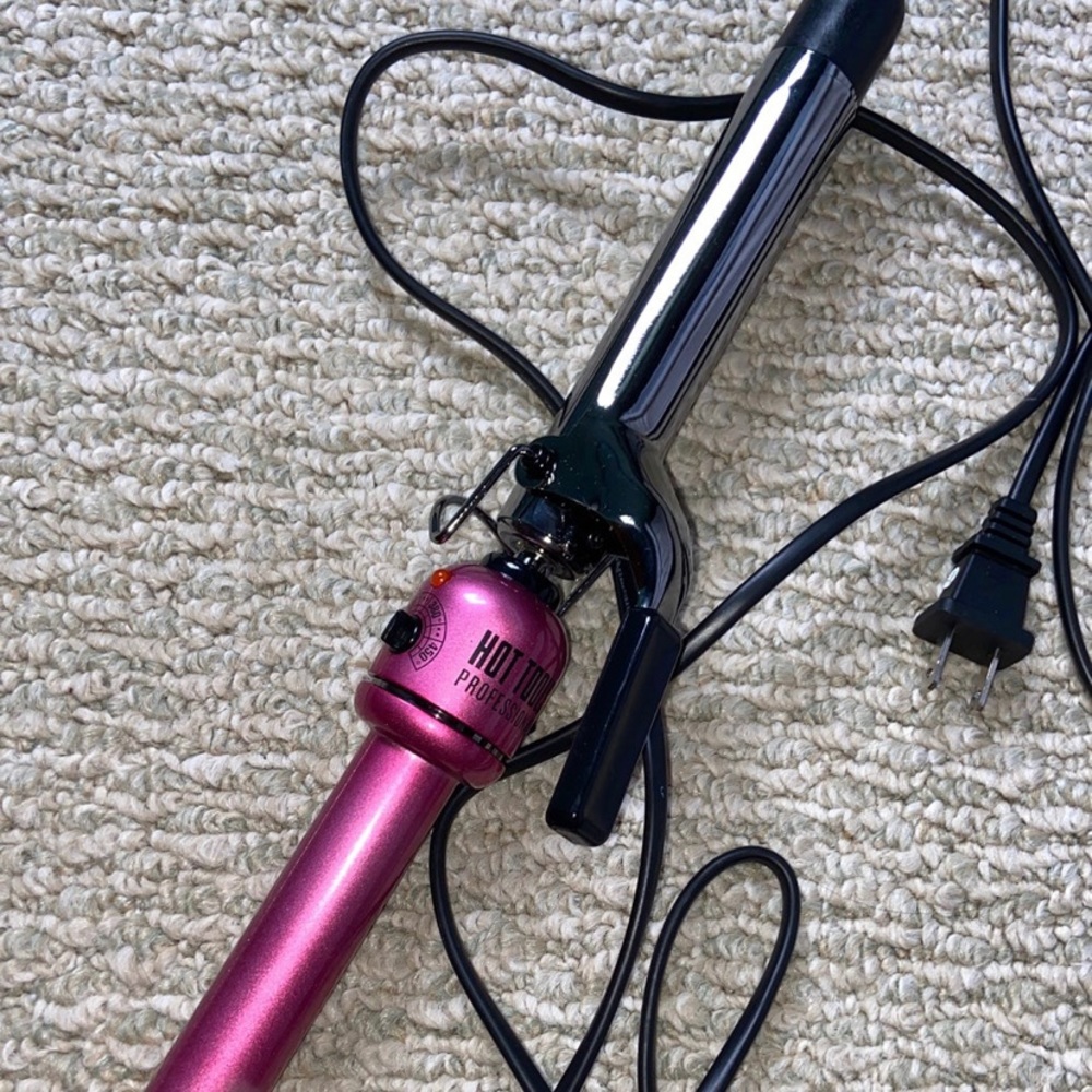 Hot Tools Curling Iron